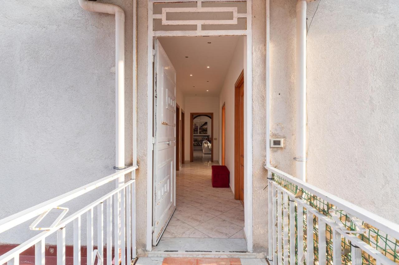Appartamento In Villa Marlory Монреале Экстерьер фото